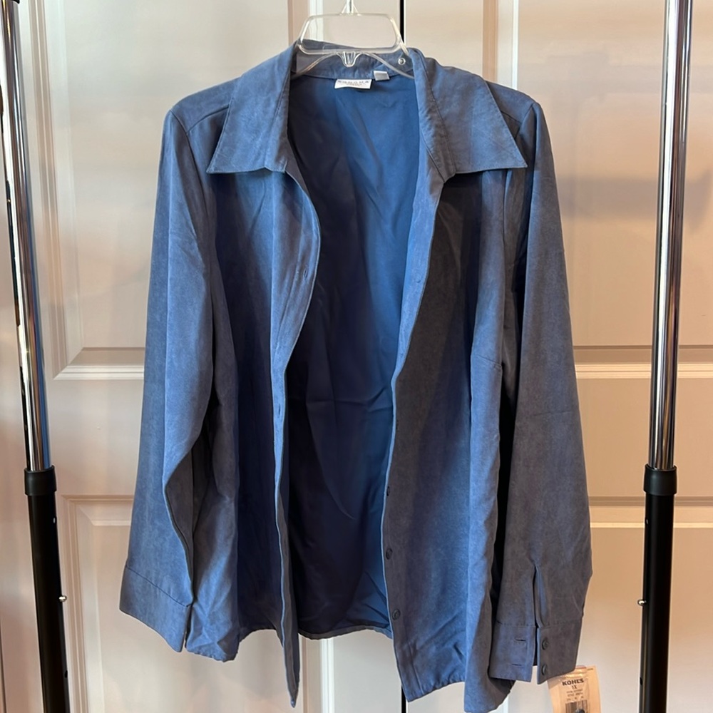 Sonoma Women’s Blue Suede Feel Button Shirt NWT